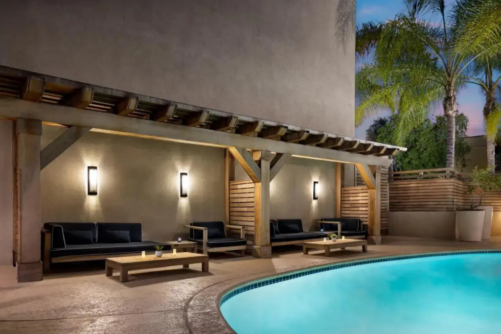 Country Inn & Suites By Carlson Calabasas