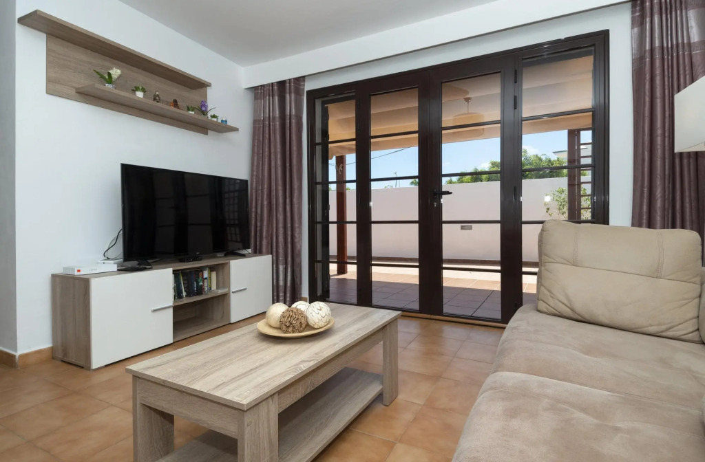 Villa Bellamar Large Heated Private Pool Walk to Beach Wifi Car Not Required - 3093