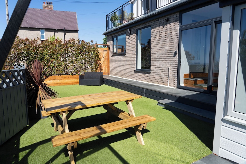 Seaview House