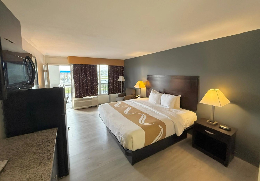 Quality Inn & Suites Baton Rouge West – Port Allen