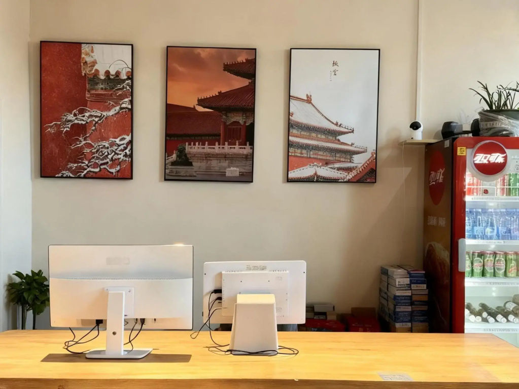 Beijing Liangcang Hotel Nearby Tiananmen Square the Forbidden City and Temple of HeavenFree registration service for Tiananmen