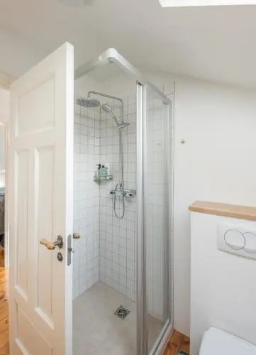 LL Properties - The Old Town Retreat