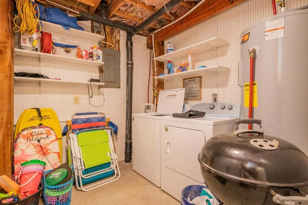 10 Conch Too by Oak Island Accommodations