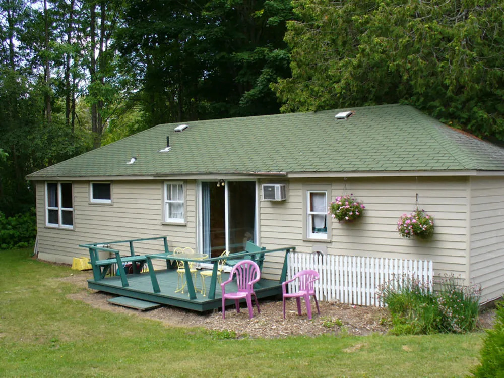 Ridges Inn & Suites