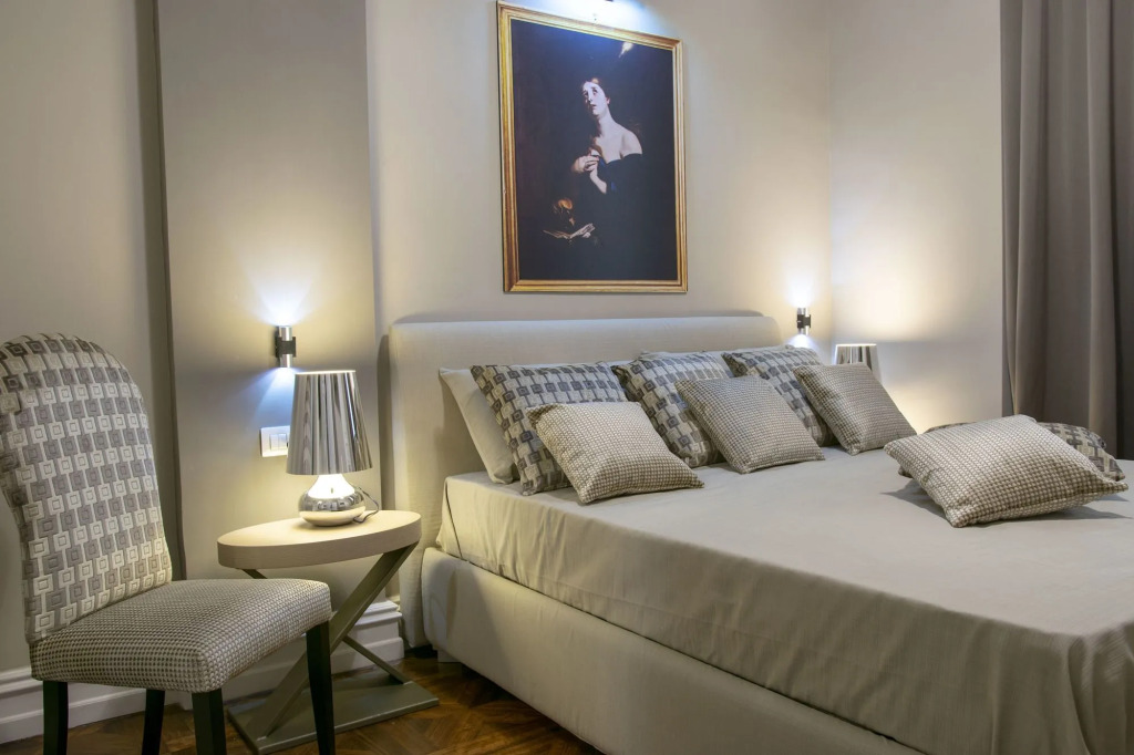 Leone Camere Dautore - CHIAIA