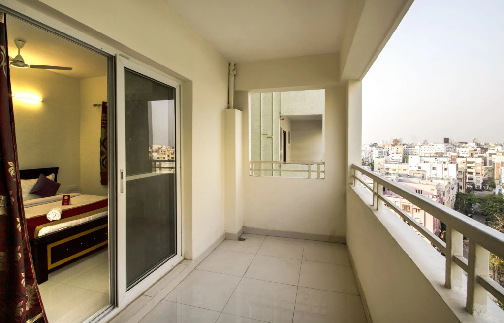Dwell Suites by OYO Rooms