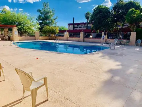 Casas Adobes condo