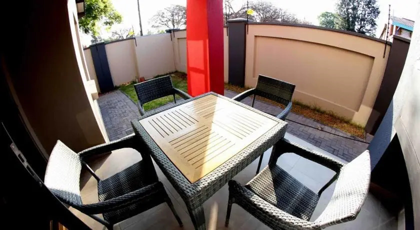 66 Dorp Street Apartment