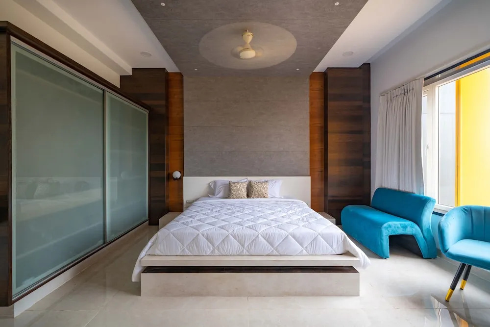 Hylife hotels and conventions
