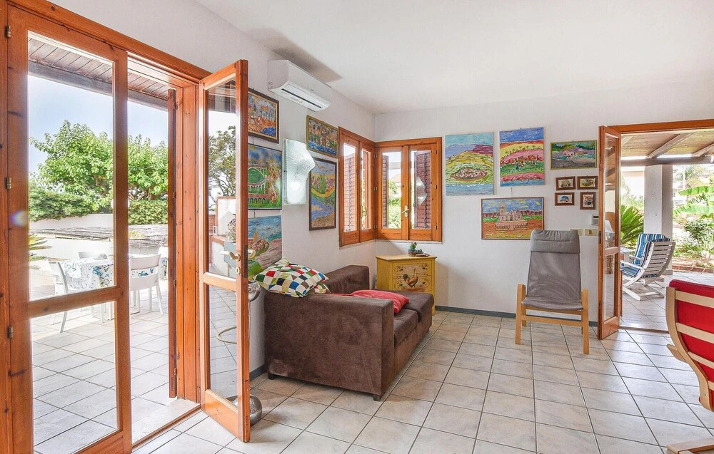 Cozy Home In Marina Di Ragusa With Wifi