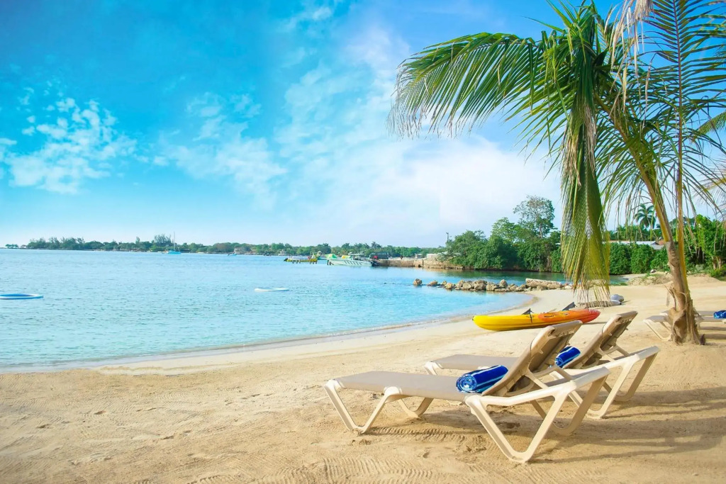 Luxe Beach Resort