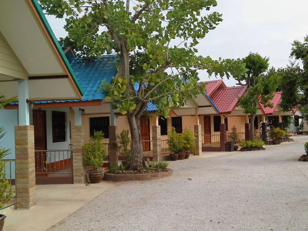 Patchareeporn Resort