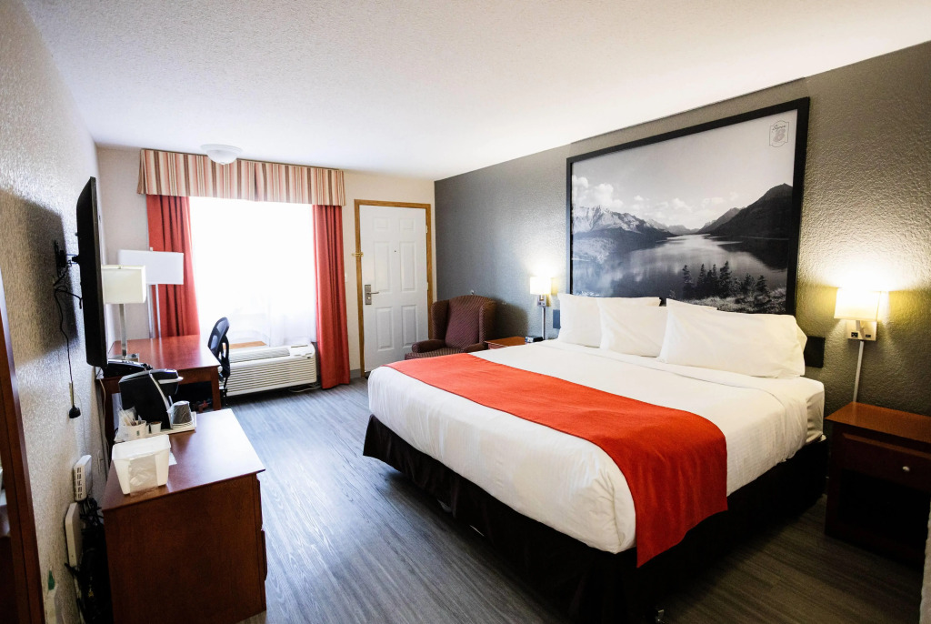 Super 8 by Wyndham Drayton Valley