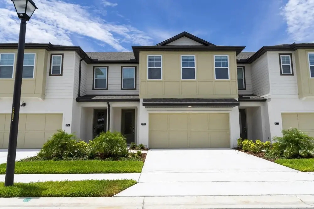 Gorgeous 4Bd Close to Disney Enclave at Festival 628