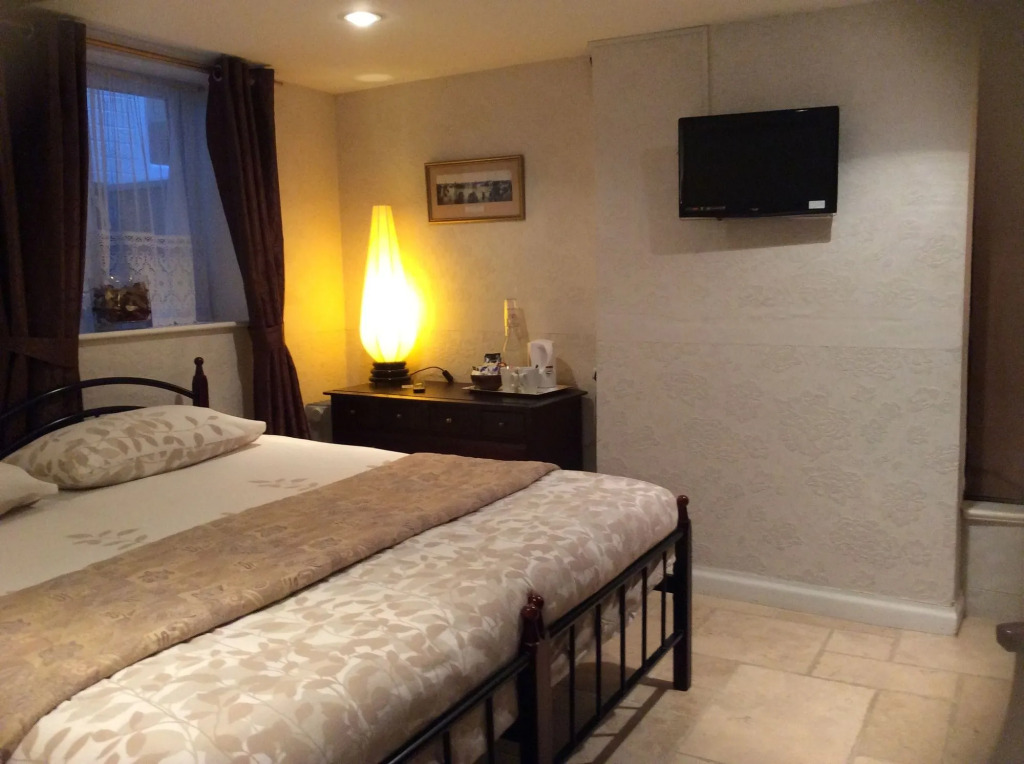 Hedley Villa Guest House