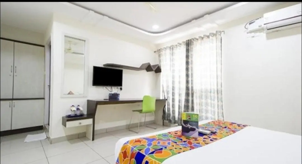 Hotel Siri Inn Hitech City