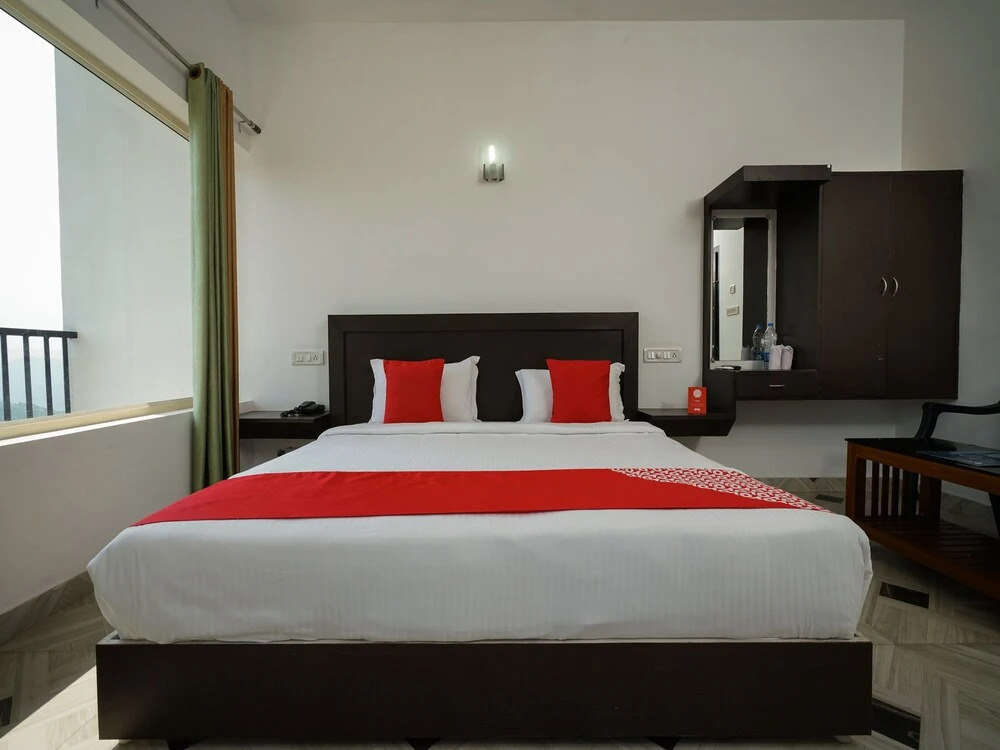OYO 13434 Hotel Hill Top