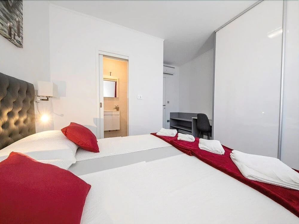 Apartments Lidija