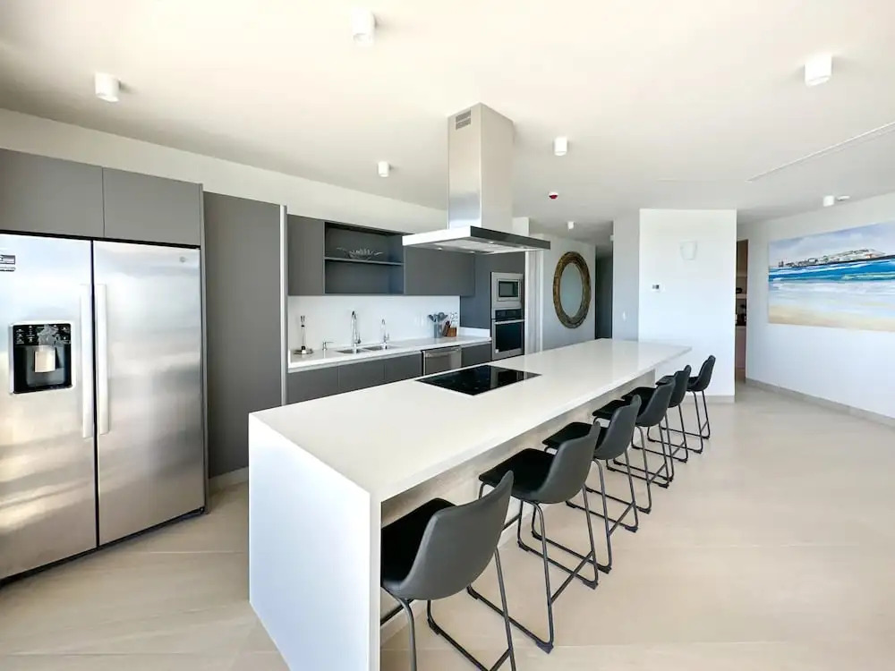 Brand New 6 Bedroom Penthouse