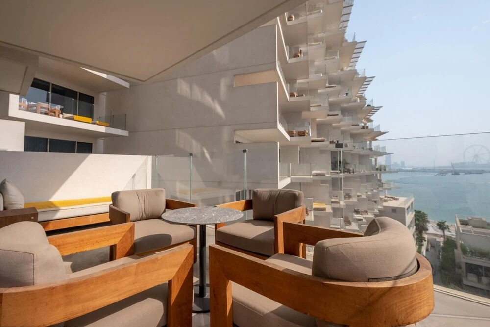 Luxury Apartment w Incredible Views at Five on the Palm