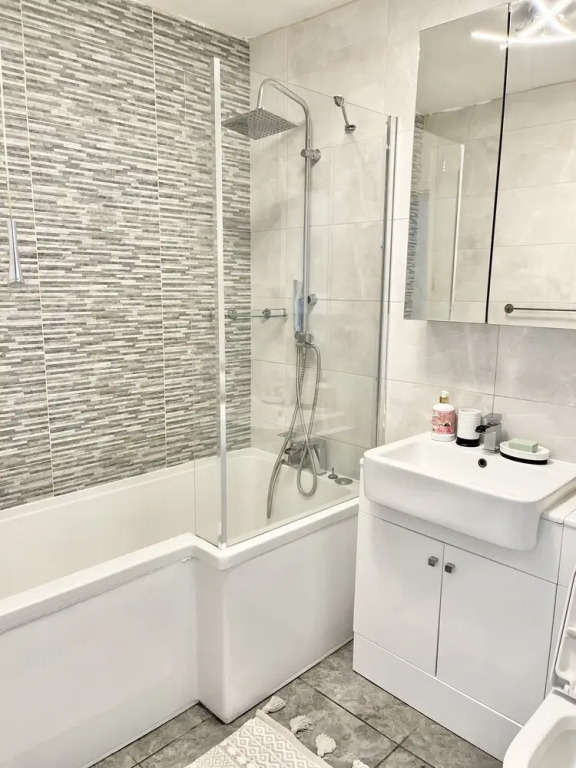 Paddington Luxury Apartment