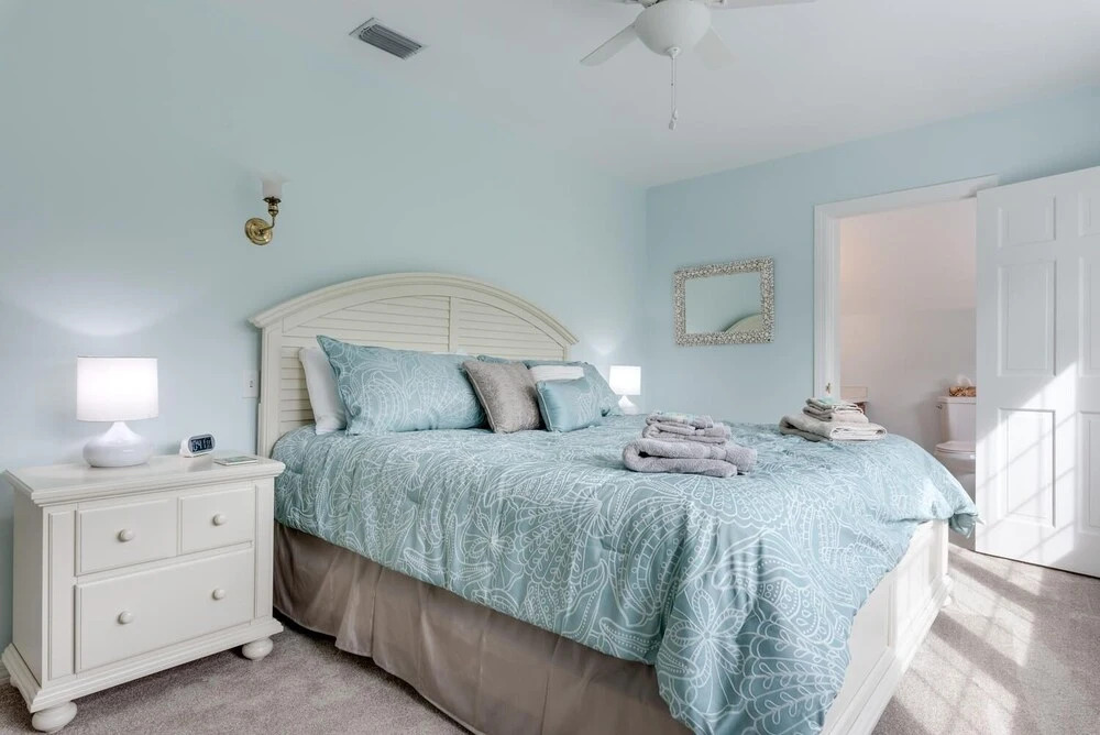 Plantation House On Palma Sola Bay Private Pool And Boat Dock 7 Bedroom Home by Redawning