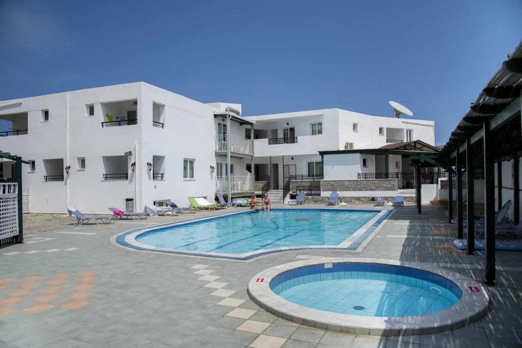 Horizon Beach Hotel