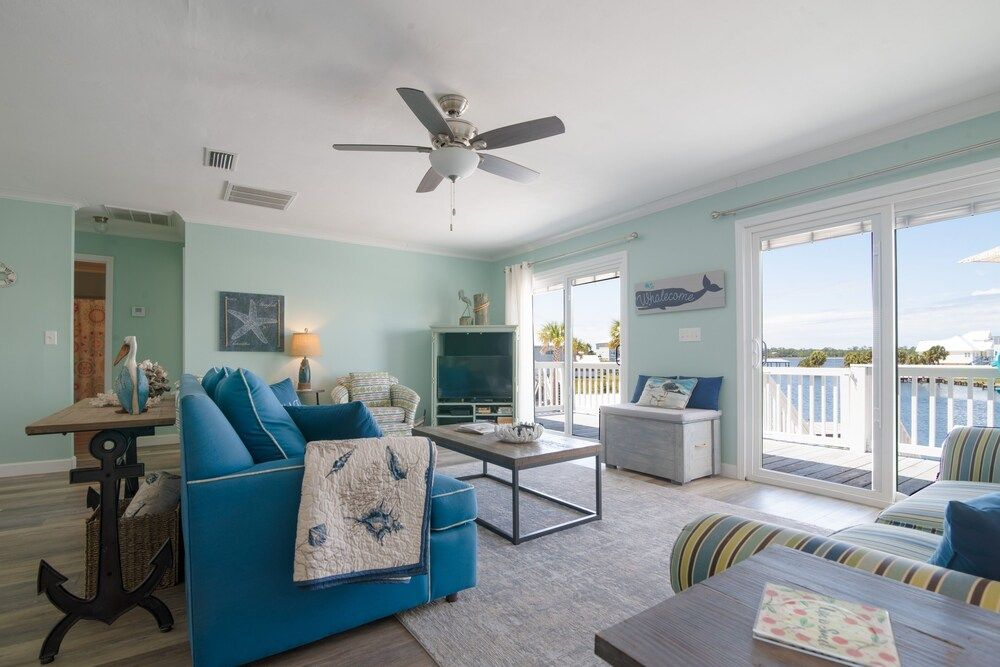 Lagoon View 3 Bedroom Home by Redawning