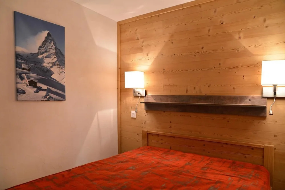Residence Saintjacques Two-room Apartment for 5 People, in the Resort Center S705