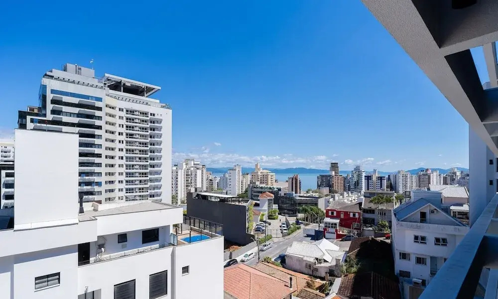 Your Stay Just 800m From the Beach in Floripa - CLG