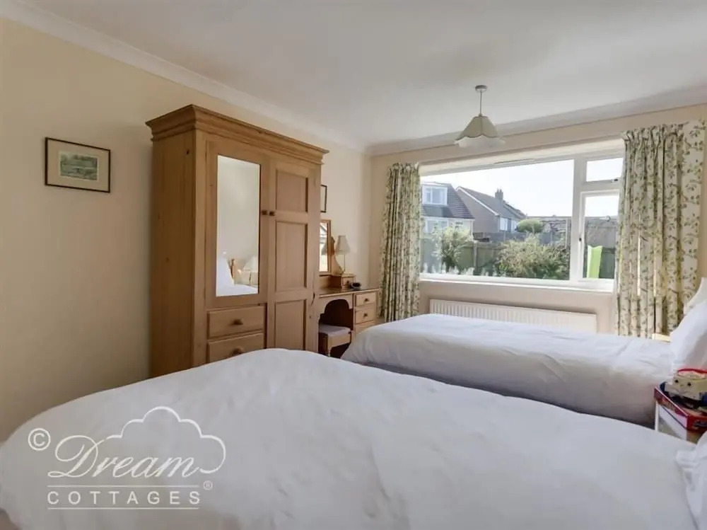 Hillview Bungalow