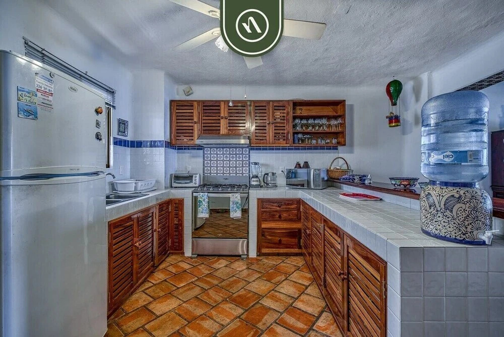 Ocean View 2Br Condo-balcony-beach-pool - 310