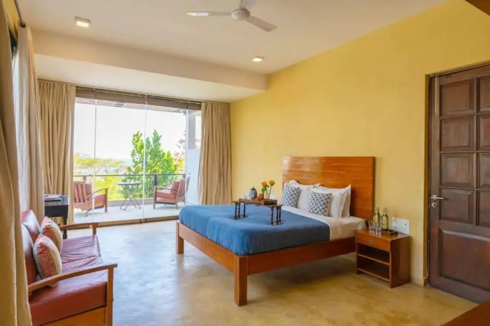Cliffhouse in Candolim