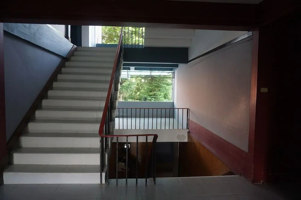 Kruatier Mansion