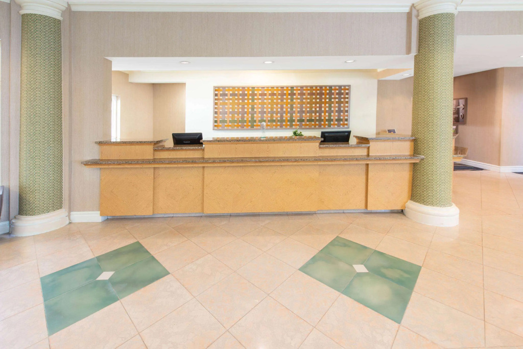 La Quinta by Wyndham Tampa Brandon Regency Park
