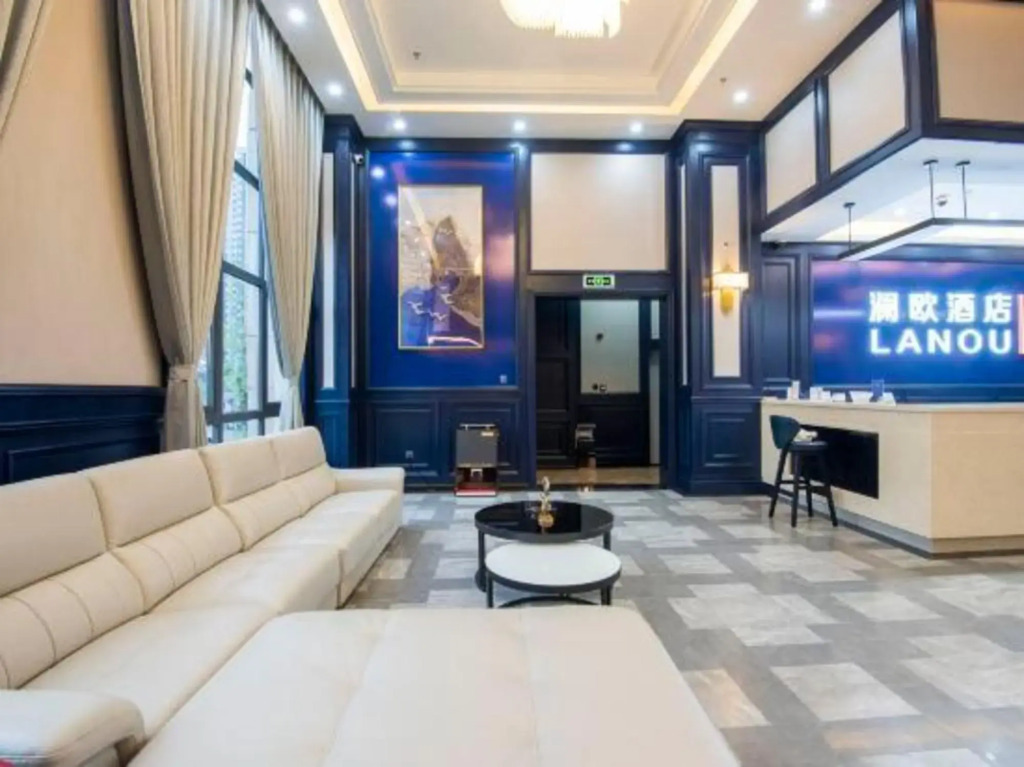 Lanou Hotel