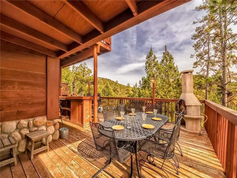 La Posada de Ponder - Four Bedroom Cabin with Hot Tub