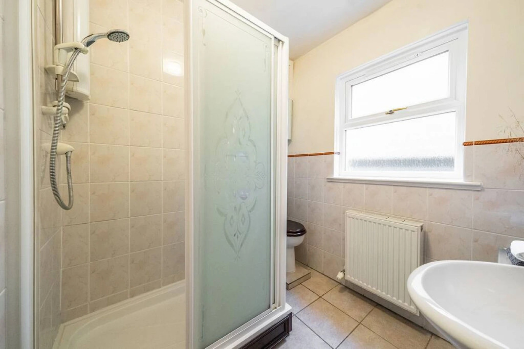 Earnside Cottage - Charming River Views