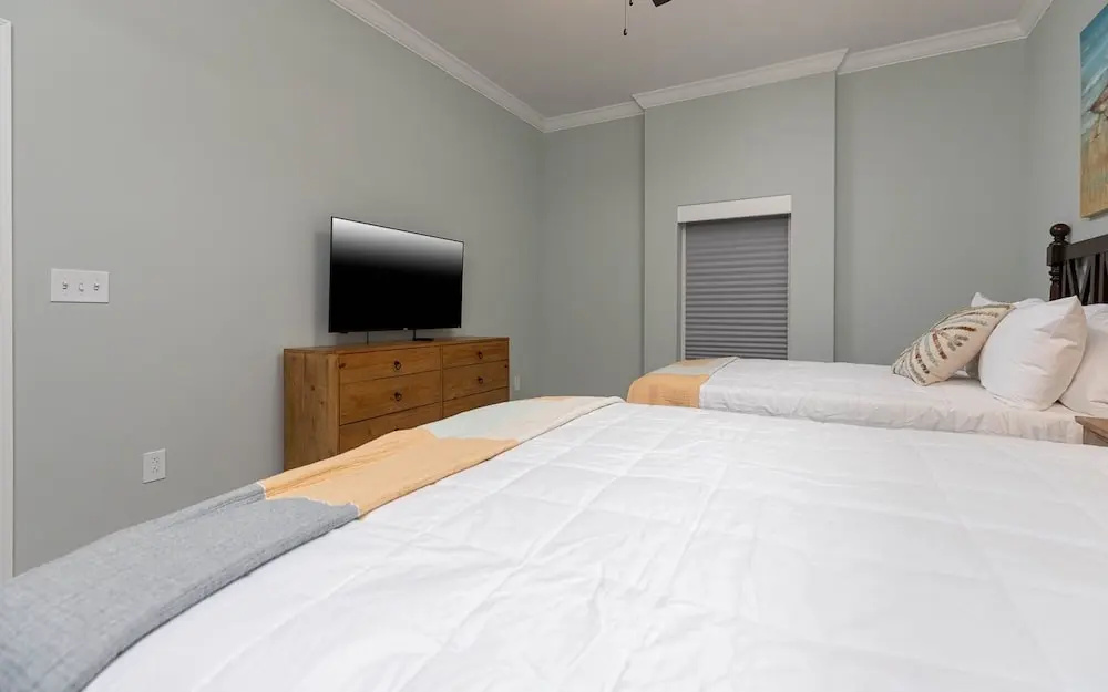 Phoenix Gulf Tower 1603 3 Bedroom Condo