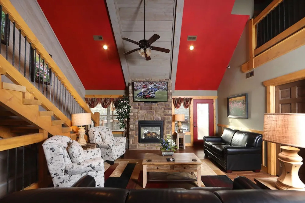 Aqua Paradise - Six Bedroom Chalet