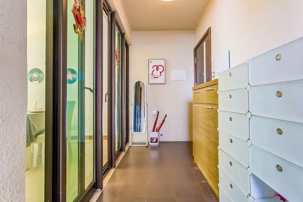 Locals Boutique Apartment Huafa Plaza 37