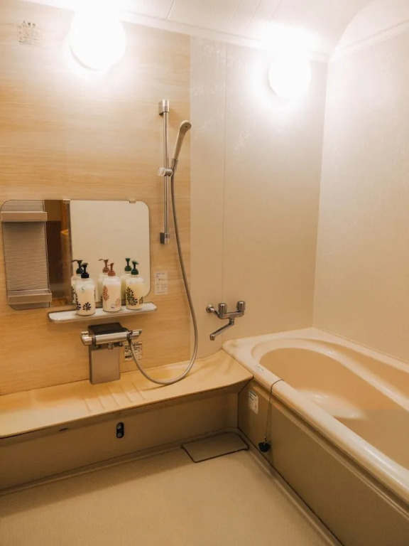 Yotei Townhouse - 2 bedrooms with covered BBQ deck
