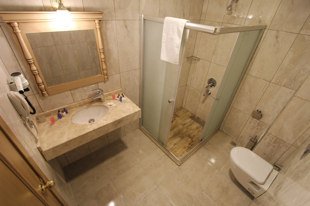 Apple Tree Hotel
