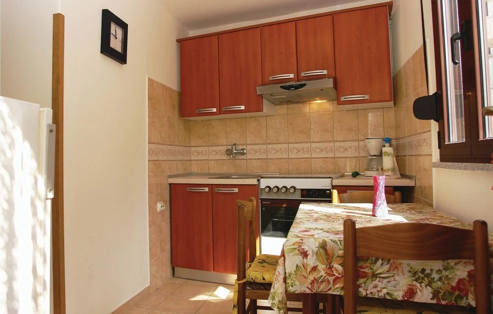 Gorgeous Home In Pomer With Wifi