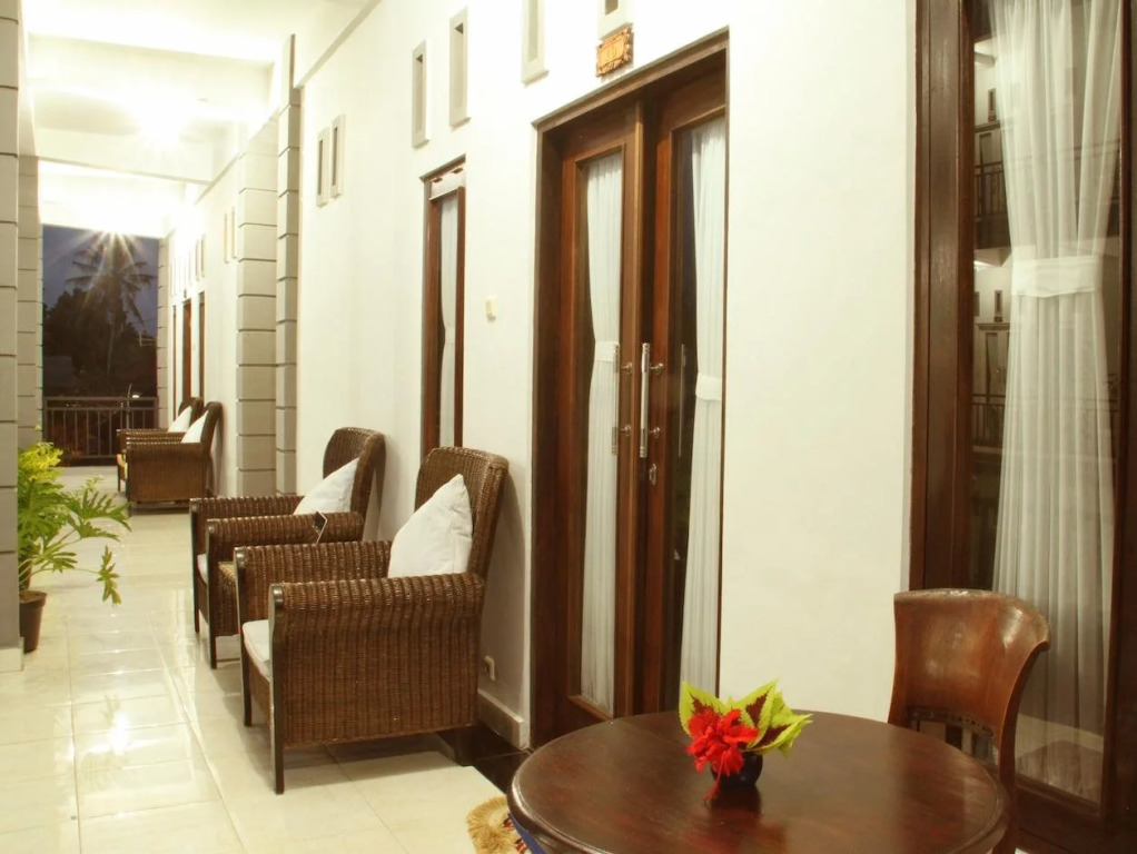 Aya's Lodge