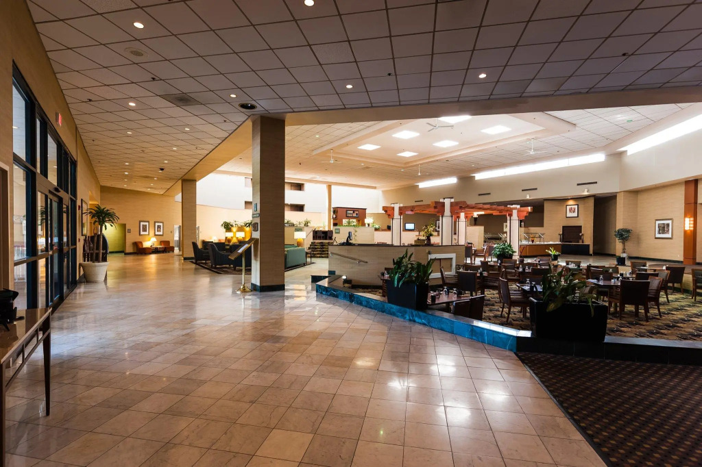 Holiday Inn Philadelphia South-Swedesboro by IHG