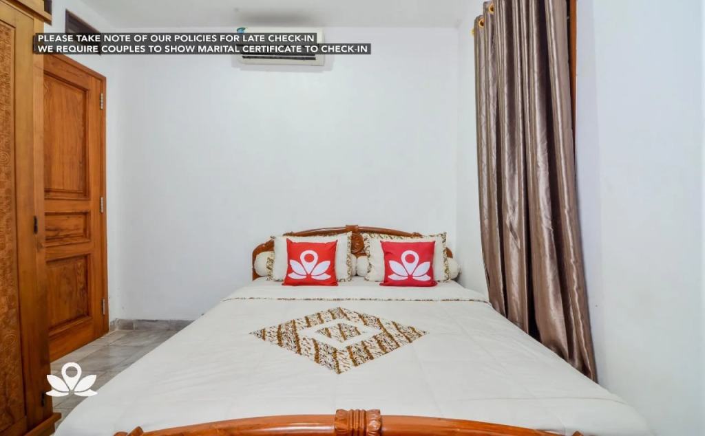 Guest House Aini I