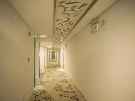 Maintel 168 Hotel (Wuxi Shangmadun Road Jinghai Subway Station Branch)
