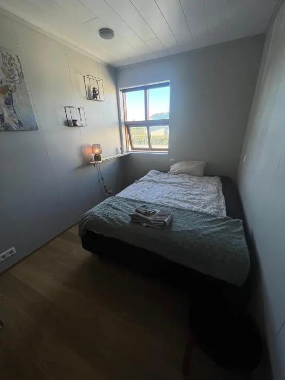 Peaceful house with 3BR/ Close drive Golden Circle