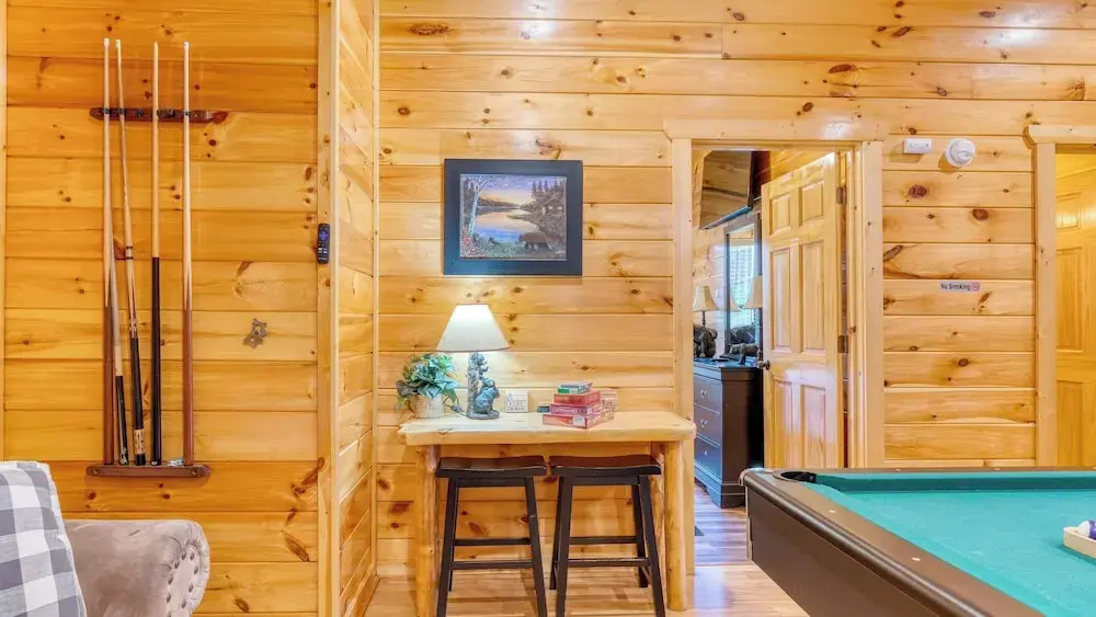 Bear Cove by Avantstay Hot Tub + Pool Table!